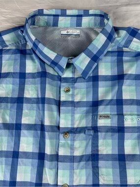Columbia PFG Omni Shade Blue Plaid Short-Sleeve Button-Down Vented Fishing Shirt